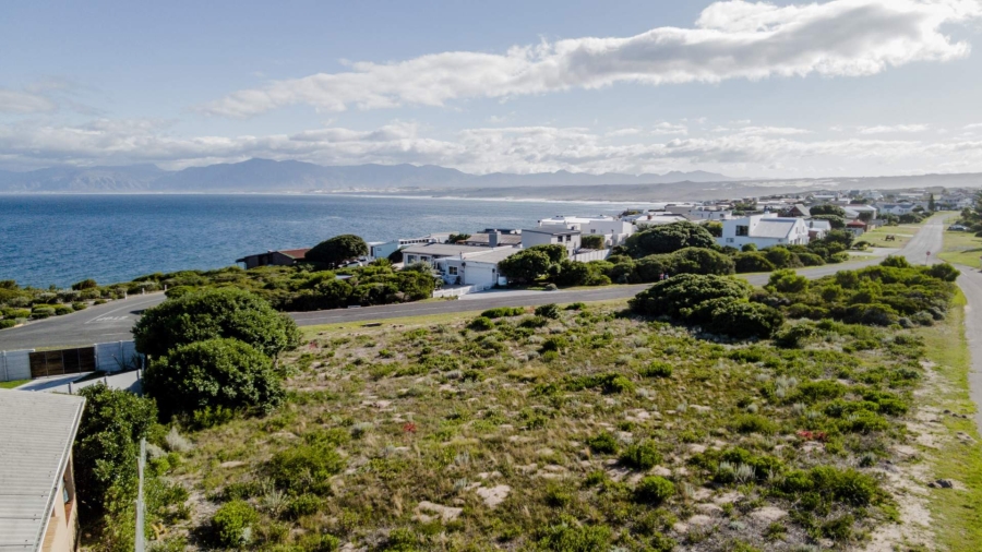 4 Bedroom Property for Sale in De Kelders Western Cape